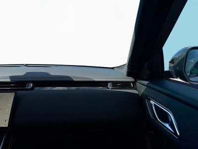 2026 Land Rover Range Rover Velar — photo 18 view