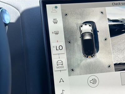 2026 Land Rover Range Rover Velar — photo 33 view