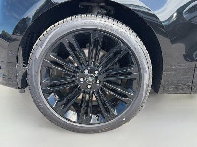 2026 Land Rover Range Rover Velar — photo 9 view