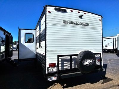 2024 Forest River RV Cherokee - Photo 7