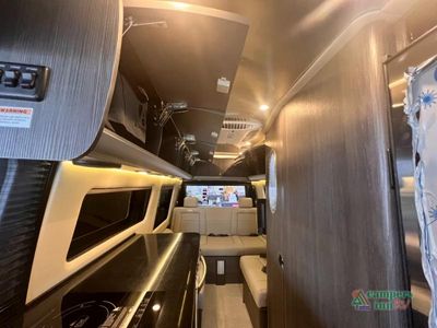 2025 Airstream Interstate - Photo 18