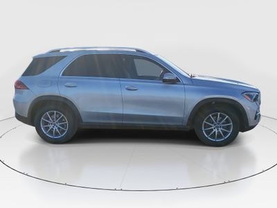 2025 Mercedes-Benz GLE - Photo 8