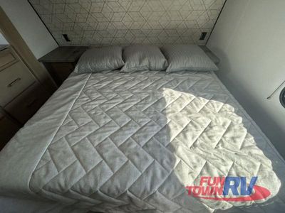 2025 Keystone RV Raptor Carbon Series - Photo 35