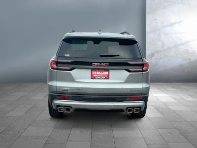 2026 GMC Acadia — photo 10 view
