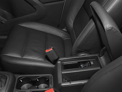 2012 Volkswagen Tiguan — photo 26 view