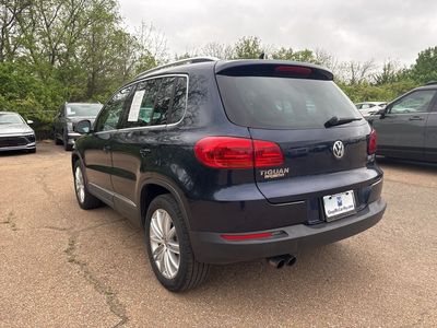 2012 Volkswagen Tiguan — photo 7 view