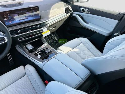 2026 BMW X5 — photo 18 view