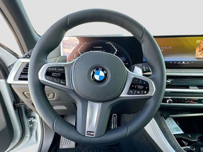 2026 BMW X5 — photo 8 view