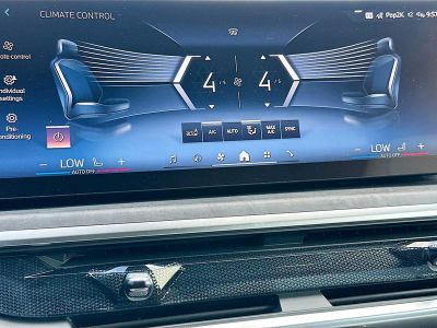 2026 BMW X5 — photo 13 view
