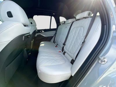 2026 BMW X5 — photo 19 view