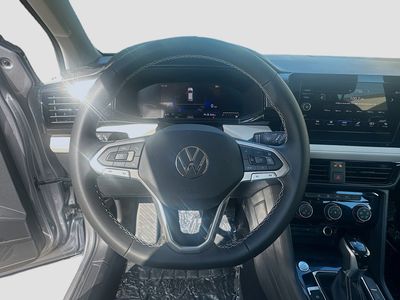 2026 Volkswagen Taos - Photo 9