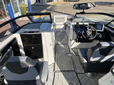 2026 Yamaha 255 XE - Photo 31