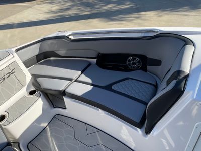 2026 Yamaha 255 XE - Photo 49