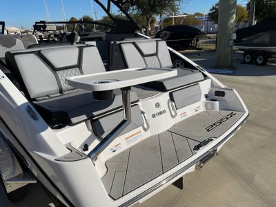 2026 Yamaha 255 XE - Photo 6