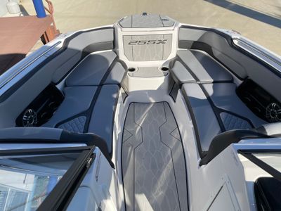 2026 Yamaha 255 XE - Photo 47