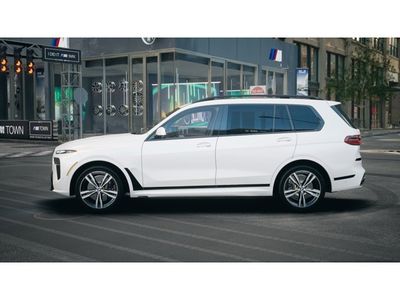 2026 BMW X7 M60i - Photo 4