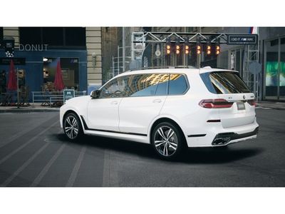 2026 BMW X7 M60i - Photo 2
