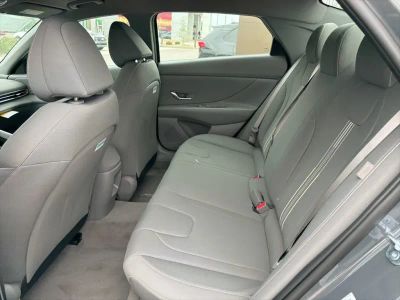 2026 Hyundai Elantra - Photo 12