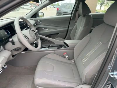 2026 Hyundai Elantra - Photo 17