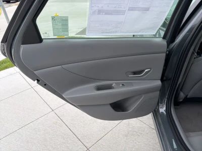 2026 Hyundai Elantra - Photo 16