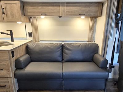 2026 Winnebago VISTA - Photo 7