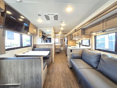 2026 Winnebago VISTA - Photo 5