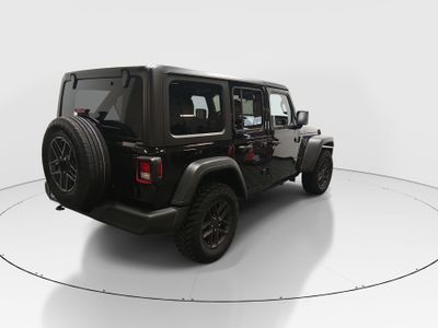 2024 Jeep Wrangler - Photo 7