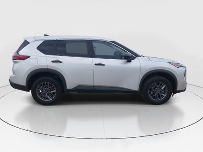 2024 Nissan Rogue - Photo 8