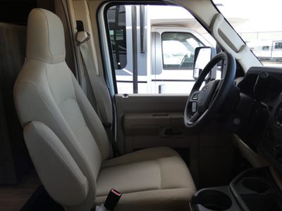 2026 Entegra Coach Odyssey-SE — photo 8 view