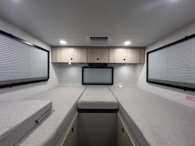 2027 Entegra CONDOR — photo 13 view