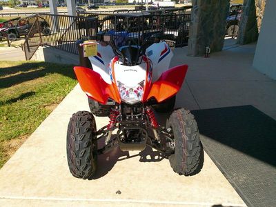 2026 Honda TRX250XT - Photo 2