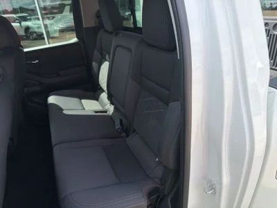2025 Nissan Frontier - Photo 18