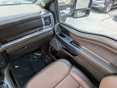 2023 Ford Super Duty F-350 SRW — photo 19 view