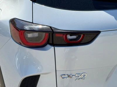 2026 Mazda CX-50 Hybrid — photo 10 view