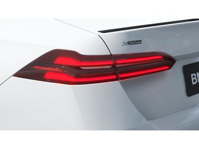 2026 BMW 5 Series - Photo 8