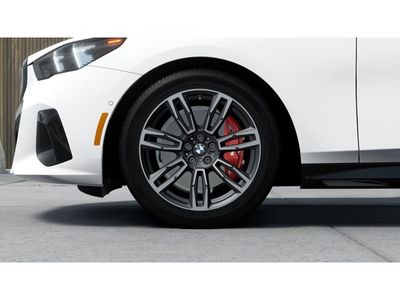 2026 BMW 5 Series - Photo 7
