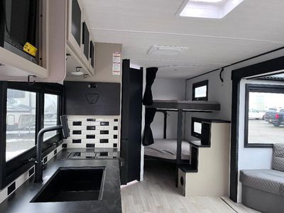 2026 Keystone RV Walkabout - Photo 7