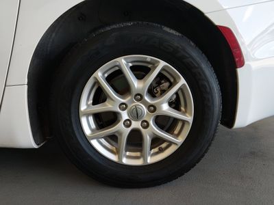 2023 Chrysler Pacifica — photo 10 view