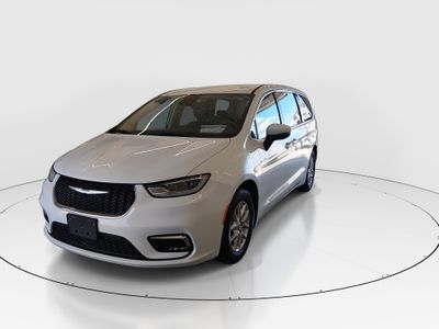 2023 Chrysler Pacifica — rear three-quarter view