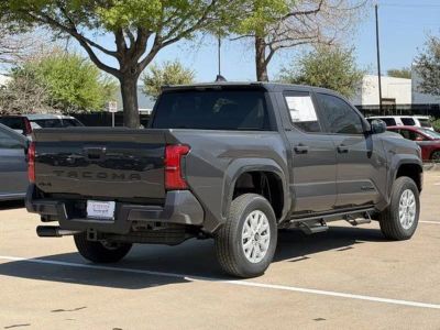 2026 Toyota Tacoma - Photo 4