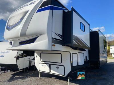 2023 Forest River RV Vengeance Rogue Armored - Photo 5