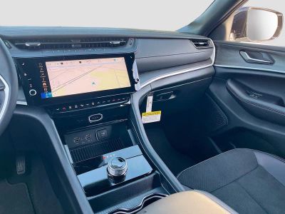 2026 Jeep Grand Cherokee — photo 23 view