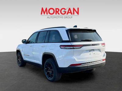 2026 Jeep Grand Cherokee — detail view