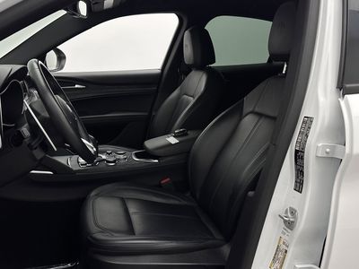 2023 Alfa Romeo Stelvio - Photo 15
