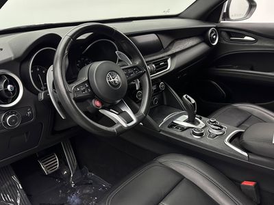 2023 Alfa Romeo Stelvio - Photo 9