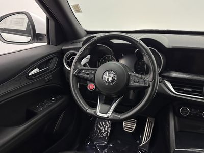 2023 Alfa Romeo Stelvio - Photo 27