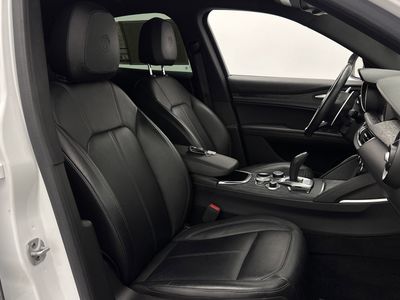 2023 Alfa Romeo Stelvio - Photo 37