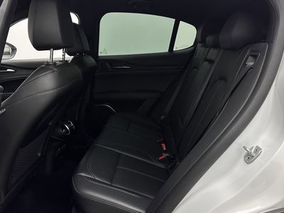2023 Alfa Romeo Stelvio - Photo 24