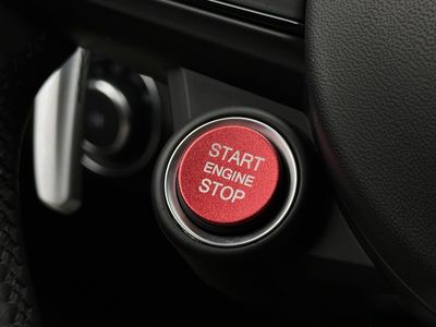 2023 Alfa Romeo Stelvio - Photo 22