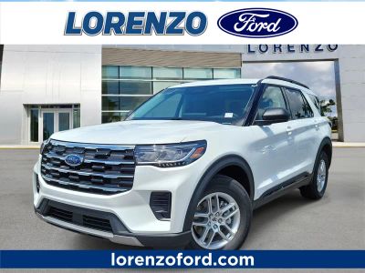 2026 Ford Explorer Active w/200A Pkg in Star White Metallic Tri-Coat — front three-quarter view